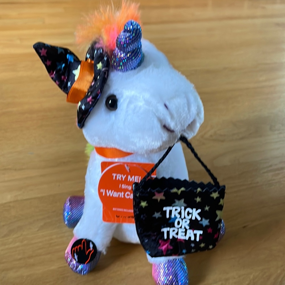DanDee Halloween Dancing Unicorn “I Want Candy”